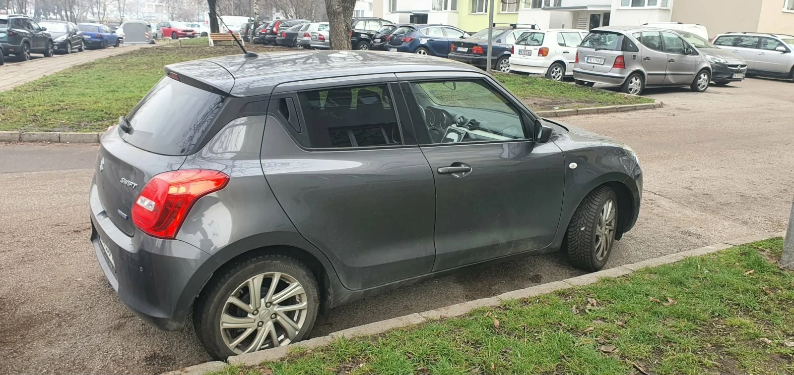 Suzuki Swift, снимка 3 - Автомобили и джипове - 55722303