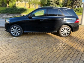 Обява за продажба на Mercedes-Benz ML 350 AMG PACK ПЕРФЕКТЕН! РЕАЛНИ КМ! 360 CAM ПАНОРАМА! ~41 000 лв. - изображение 5