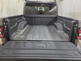 Jeep Gladiator * WILLYS CREW CAB SHORT BED * CARFAX *   | Mobile.bg    17