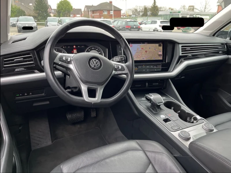 VW Touareg 3.0TDI/V6/4X4/231HP/LED/NAVI/CAM/331b, снимка 4 - Автомобили и джипове - 47688516