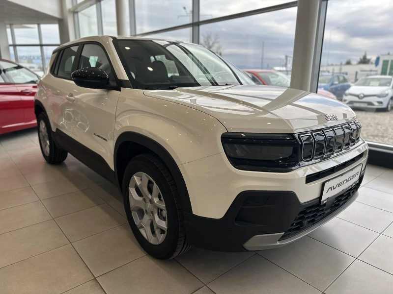 Jeep Avenger LIMITED 1.2 Petrol 100 hp MT6, снимка 3 - Автомобили и джипове - 48319046