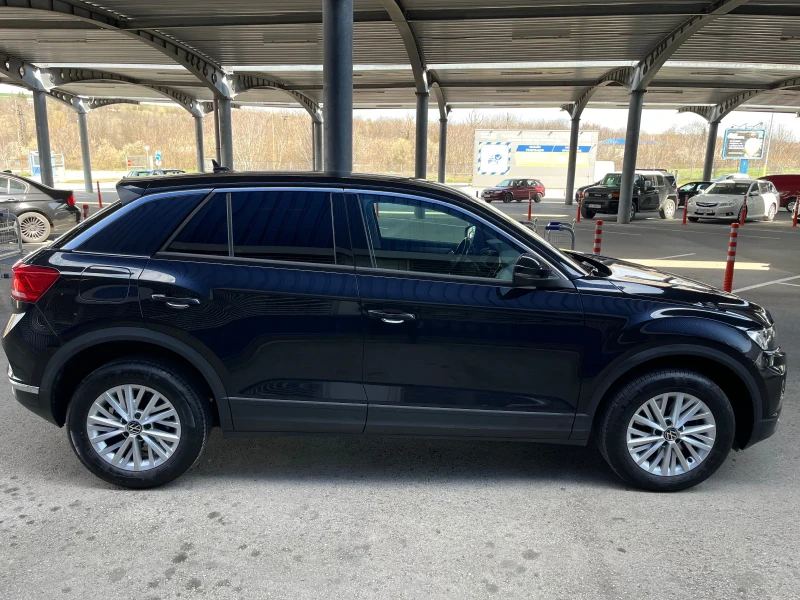 VW T-Roc 2.0TDI - 150к.с. - Топ състояние, снимка 6 - Автомобили и джипове - 49594610