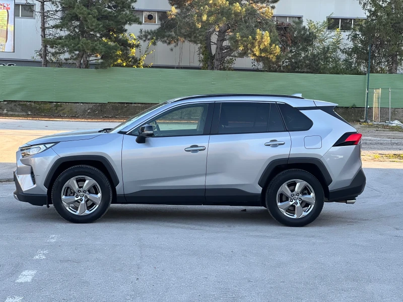 Toyota Rav4 2.0 Бензин, снимка 4 - Автомобили и джипове - 52406193