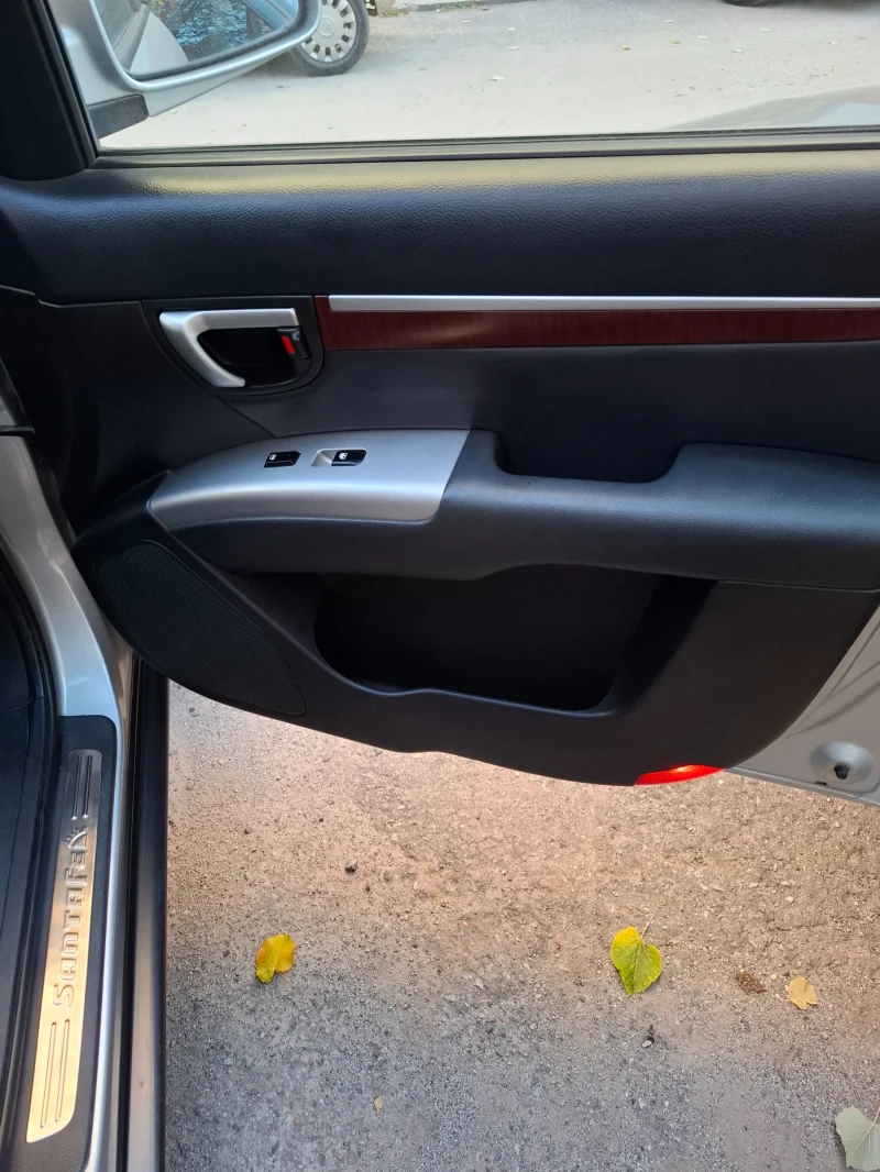 Hyundai Santa fe, снимка 7 - Автомобили и джипове - 52584915