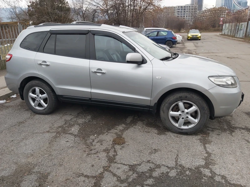 Hyundai Santa fe, снимка 4 - Автомобили и джипове - 52584915