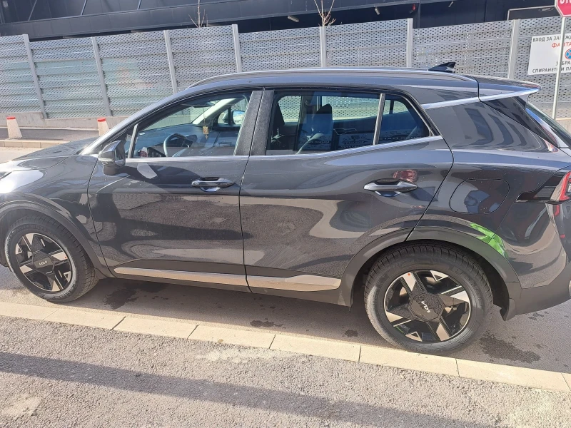 Kia Sportage 1.6T 2WD Comfort + 7 години гаранция, снимка 3 - Автомобили и джипове - 53060255
