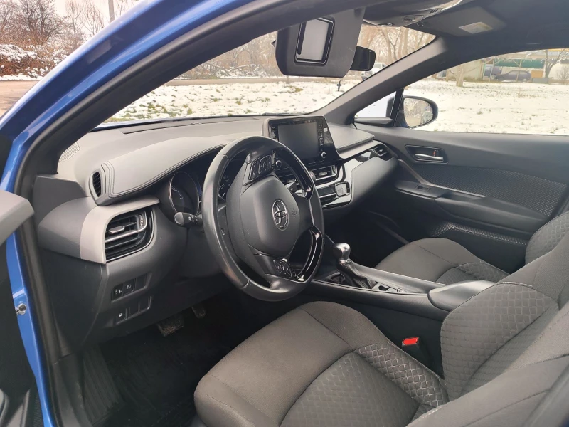 Toyota C-HR, снимка 7 - Автомобили и джипове - 53361521