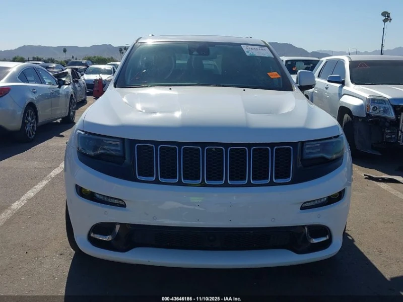 Jeep Grand cherokee 6.4l Srt, снимка 13 - Автомобили и джипове - 53578133