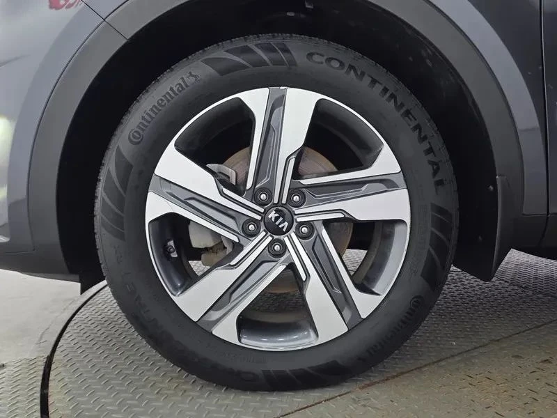 Kia Sorento, снимка 5 - Автомобили и джипове - 56714955