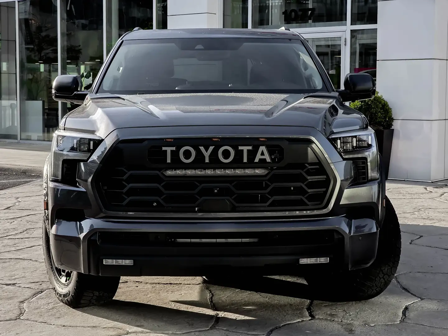 Toyota Sequoia TRD PRO, снимка 1