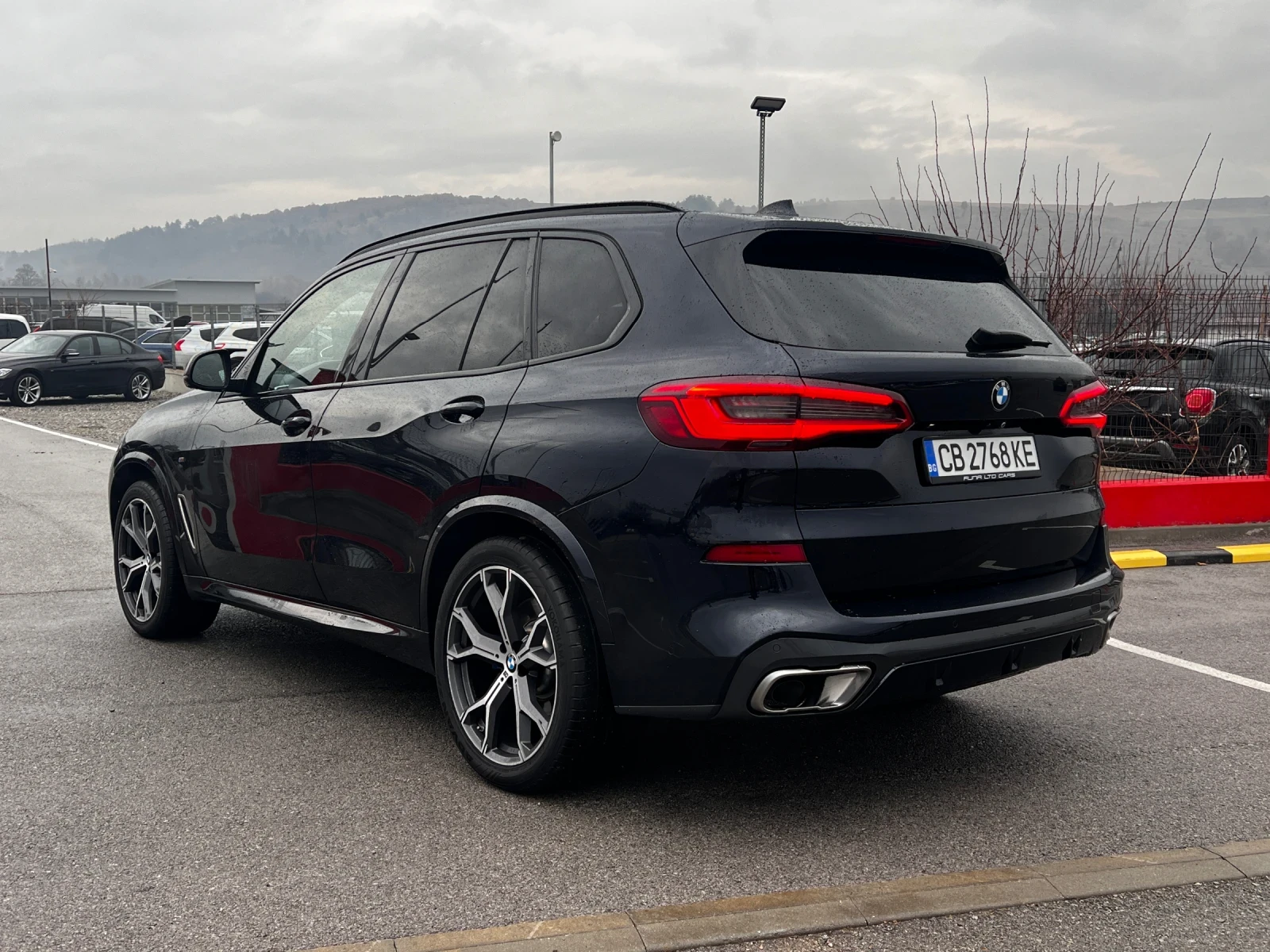 BMW X5 M50d Laser Вентилац Панорама 360 Вакуум HUD Harman - изображение 6