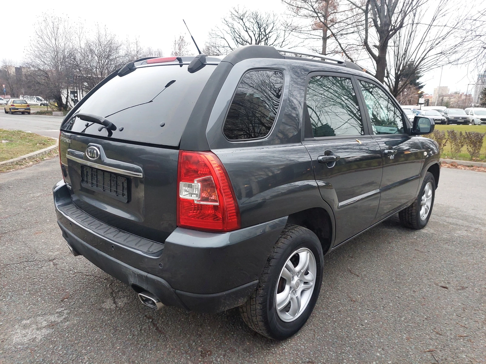 Kia Sportage 2, 0i 4x4 141ps ГАЗ/БЕНЗИН - изображение 4