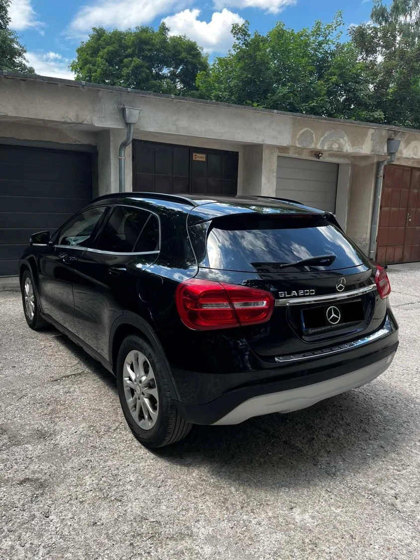 Mercedes-Benz GLA 200  - изображение 7