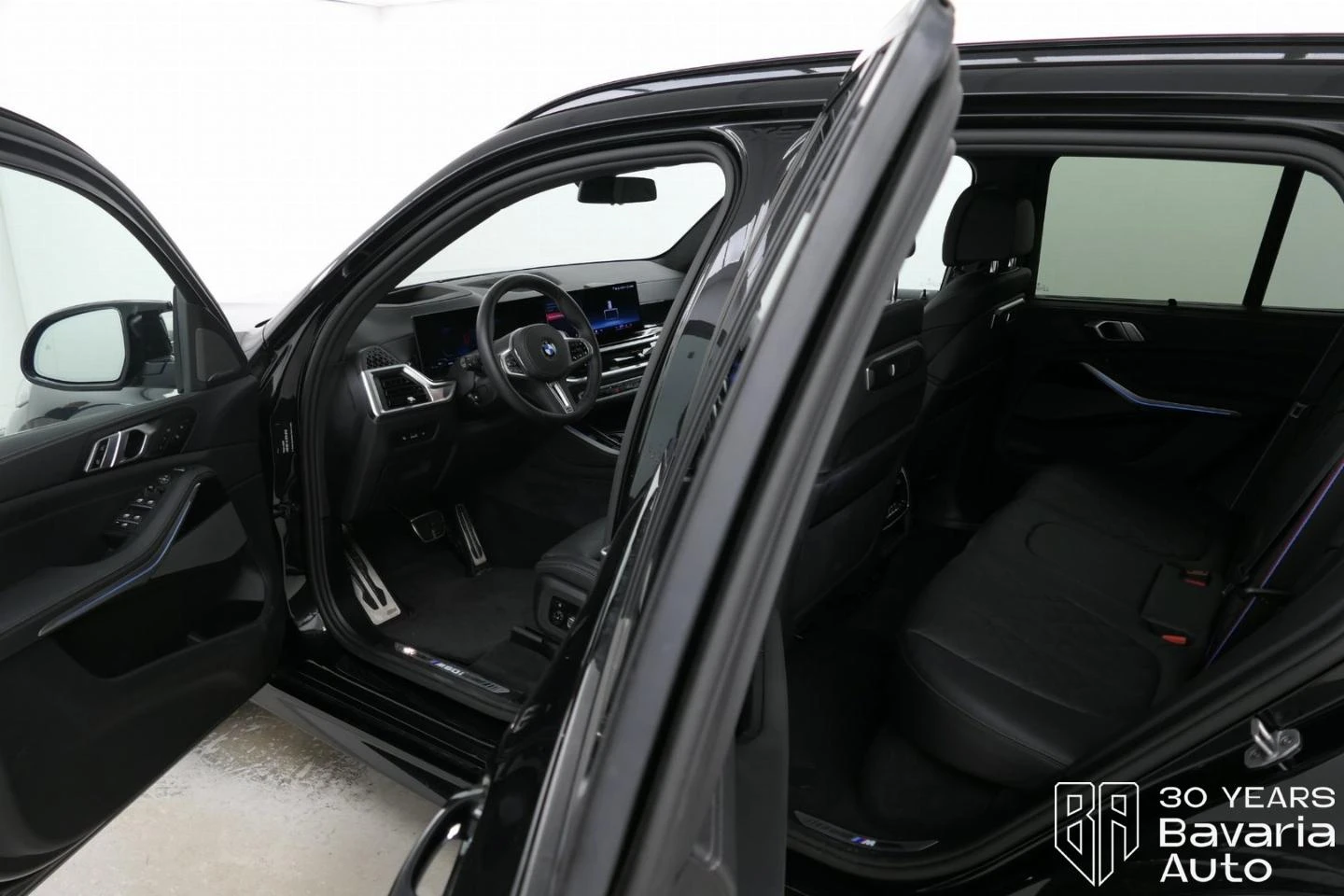 BMW X5 M60i xDrive M Sport Paket - изображение 5