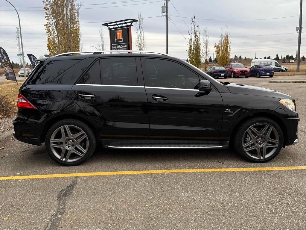 Mercedes-Benz ML 63 AMG * CARFAX * БЕЗ ПЪРВОНАЧАЛНА ВНОСКА - изображение 3