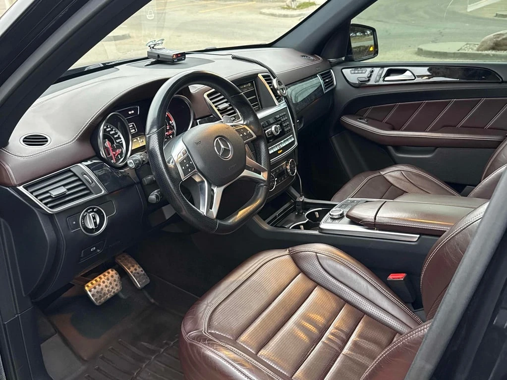 Mercedes-Benz ML 63 AMG * CARFAX * БЕЗ ПЪРВОНАЧАЛНА ВНОСКА - изображение 5