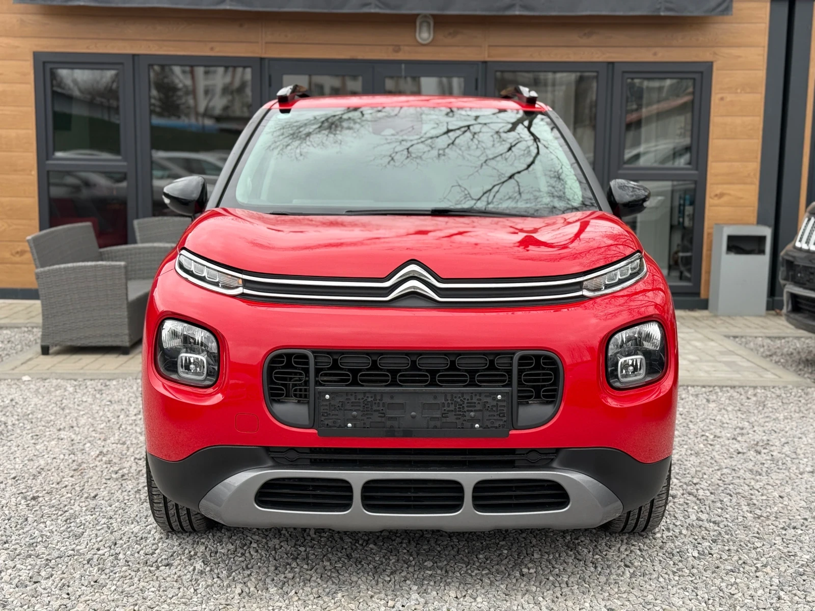 Citroen C3 Aircross 1.2i/Automatic/110hp/TOP Състояние, снимка 2 - Автомобили и джипове - 53048136