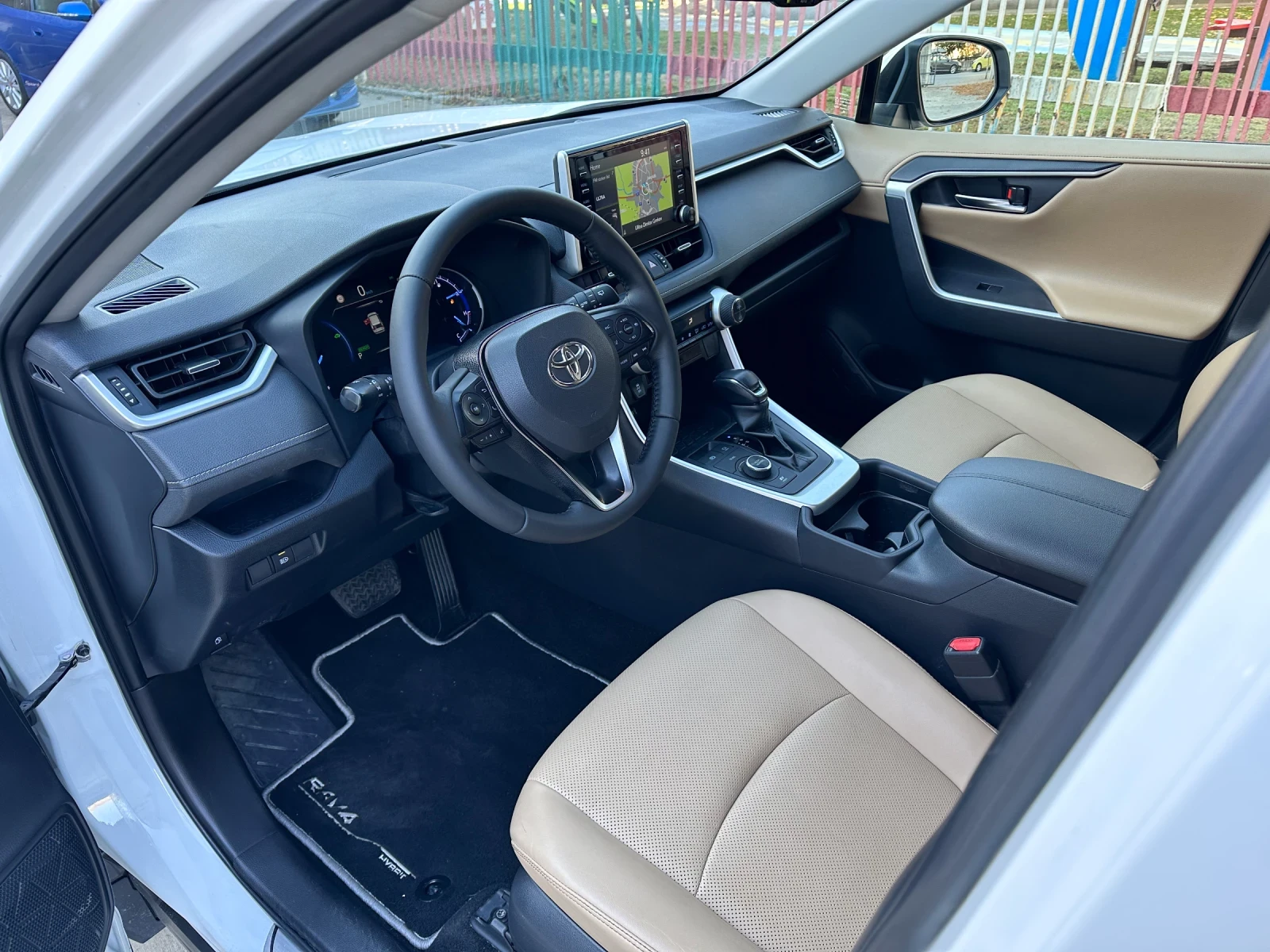 Toyota Rav4 2.5Hybrid/4x4/��������/126000��/����������� | Mobile.bg � ����������� 11