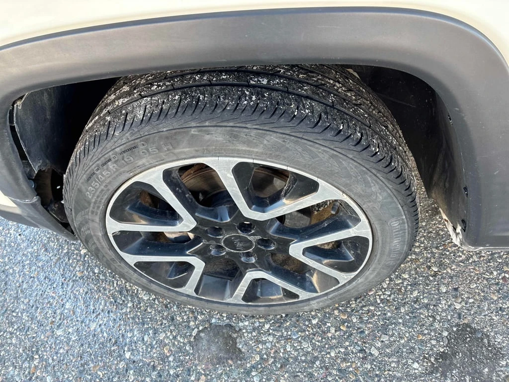 Jeep Compass * Limited * CARFAX * ПОДГРЕВИ * ЗАДНА КАМЕРА - изображение 7