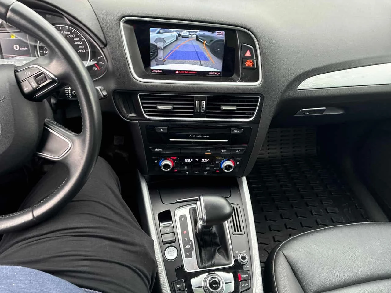 Audi Q5 | Technik | ПАНОРАМА | ПОДГРЕВИ | ДВА КЛЮЧА | , снимка 9 - Автомобили и джипове - 54297070