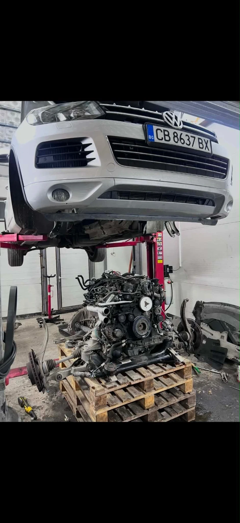VW Touareg 3.0 tdi, снимка 13 - Автомобили и джипове - 54334766