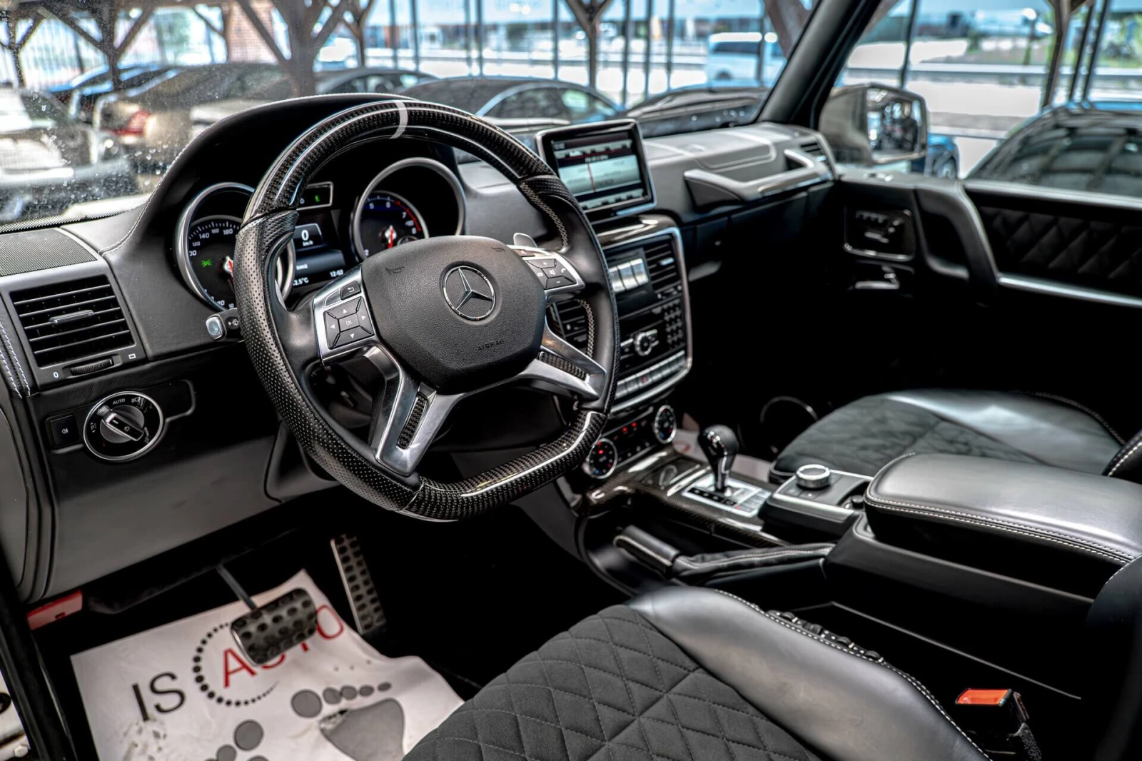 Mercedes-Benz G 500 4x4?/Designo/Carbon/Harman Kardon/Обдухване/Камера, снимка 7 - Автомобили и джипове - 54717841