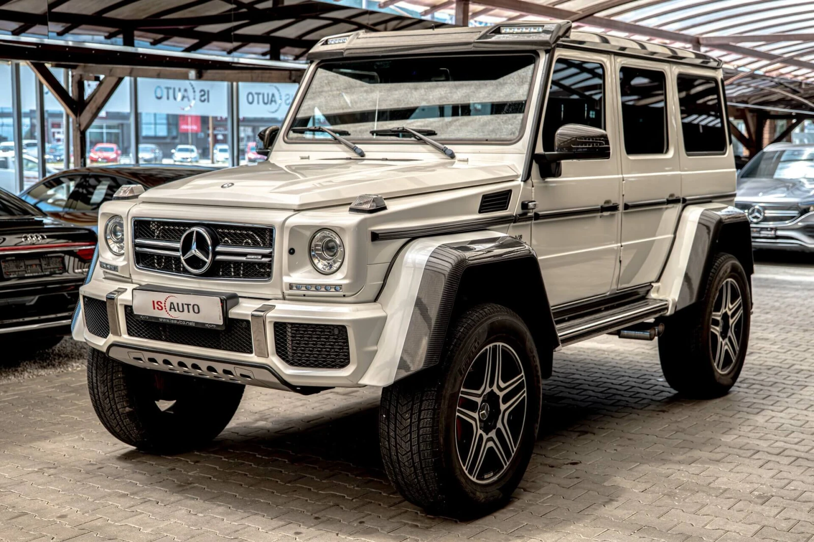 Mercedes-Benz G 500 4x4?/Designo/Carbon/Harman Kardon/Обдухване/Камера