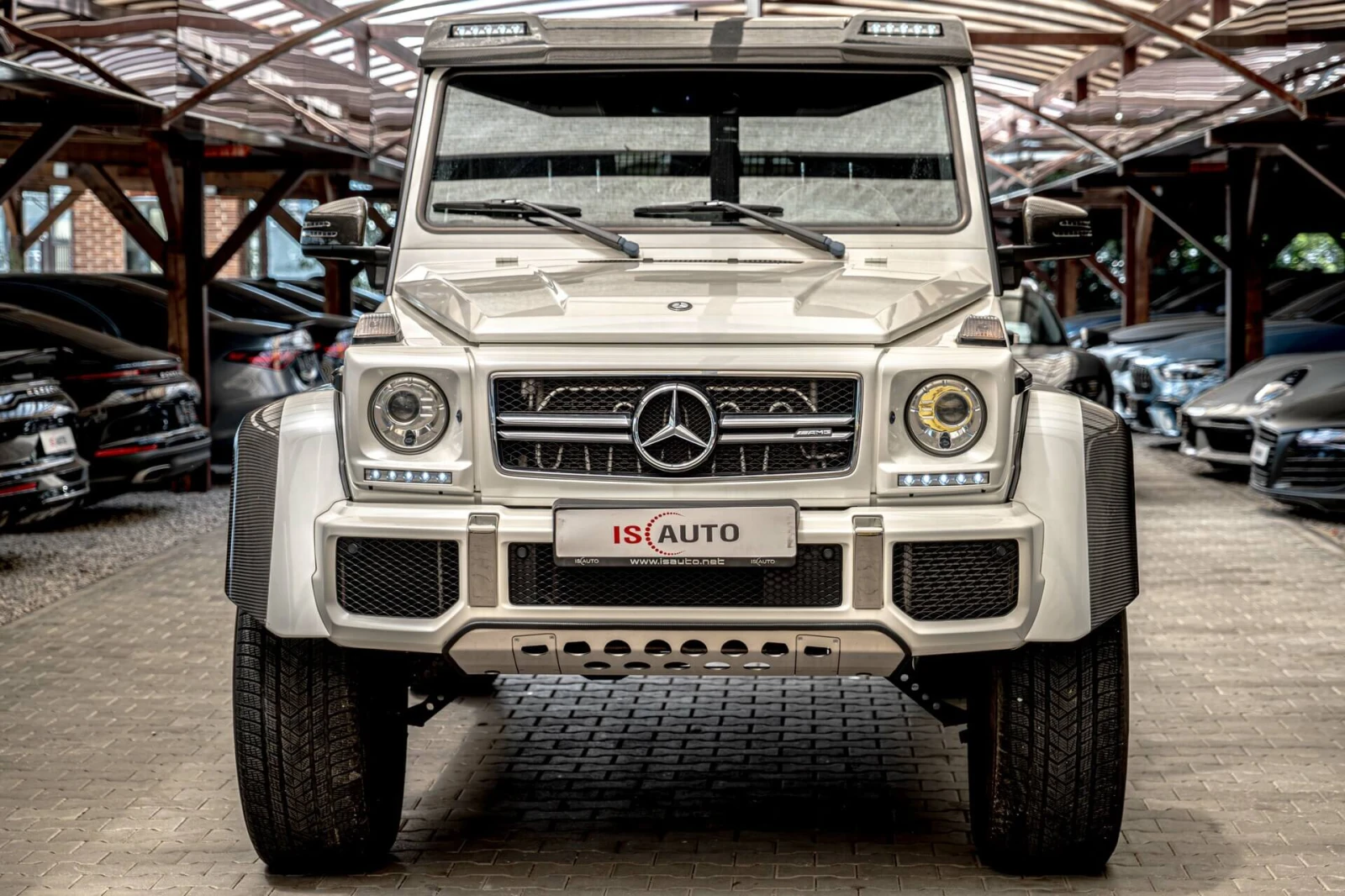 Mercedes-Benz G 500 4x4?/Designo/Carbon/Harman Kardon/Обдухване/Камера, снимка 2 - Автомобили и джипове - 54717841