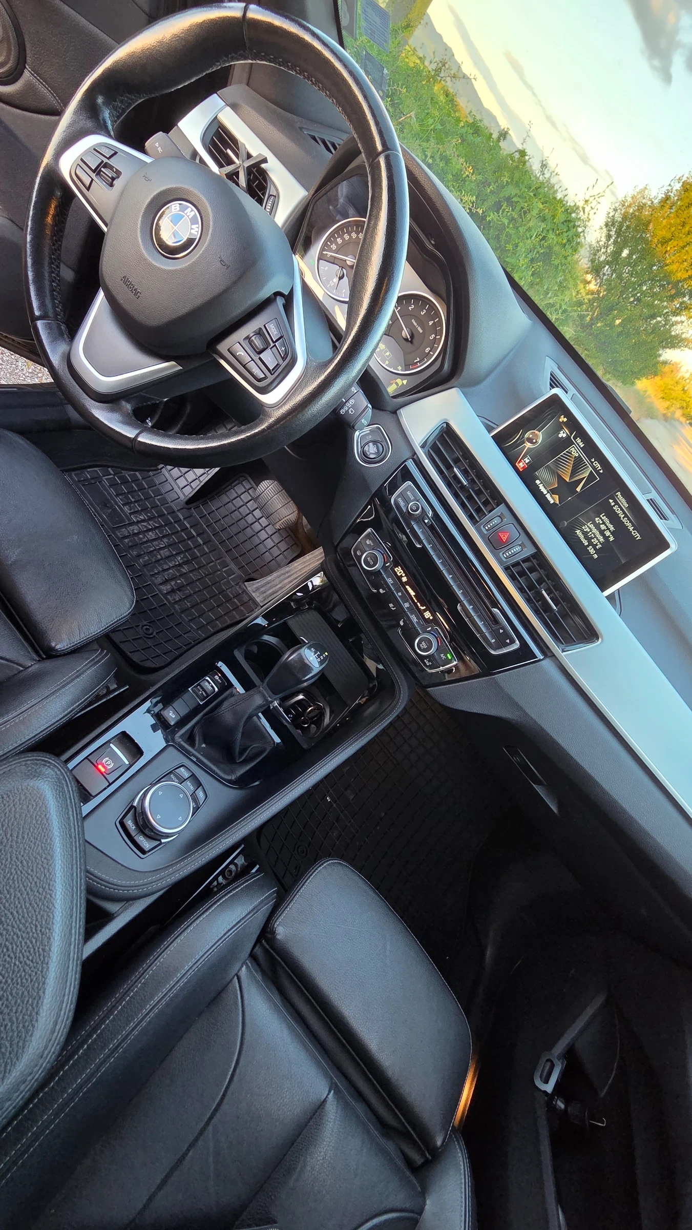 BMW X1, снимка 9 - Автомобили и джипове - 54903485