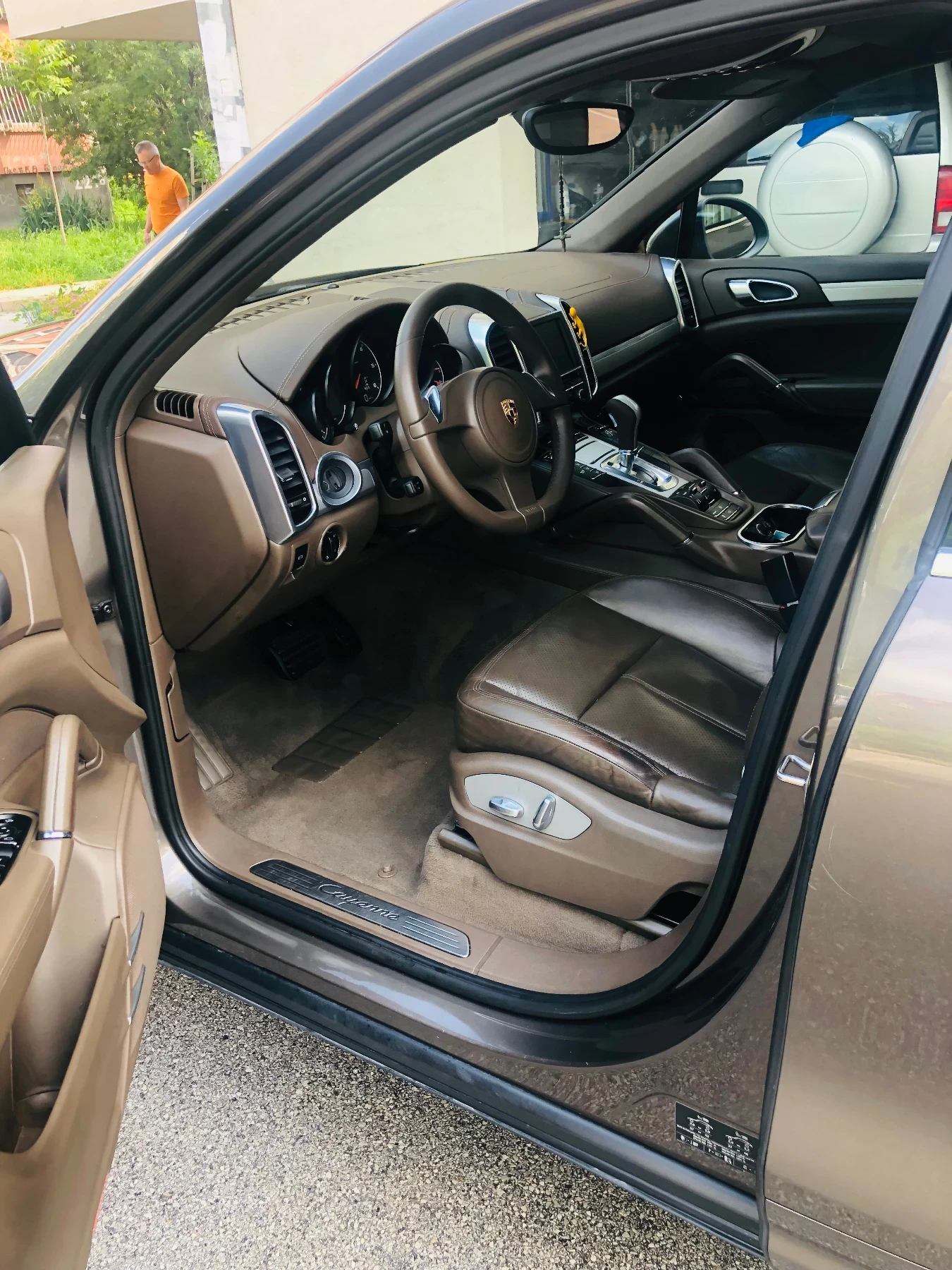 Porsche Cayenne 3.0TDI 245hp, снимка 11 - Автомобили и джипове - 55386348