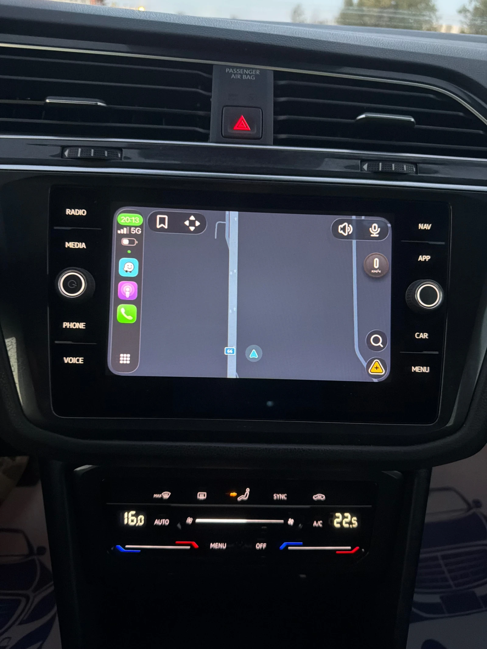 VW Tiguan FACELIFT / 4MOTION / ЕВРО6 / CARPLAY / WAZE , снимка 14 - Автомобили и джипове - 55839101
