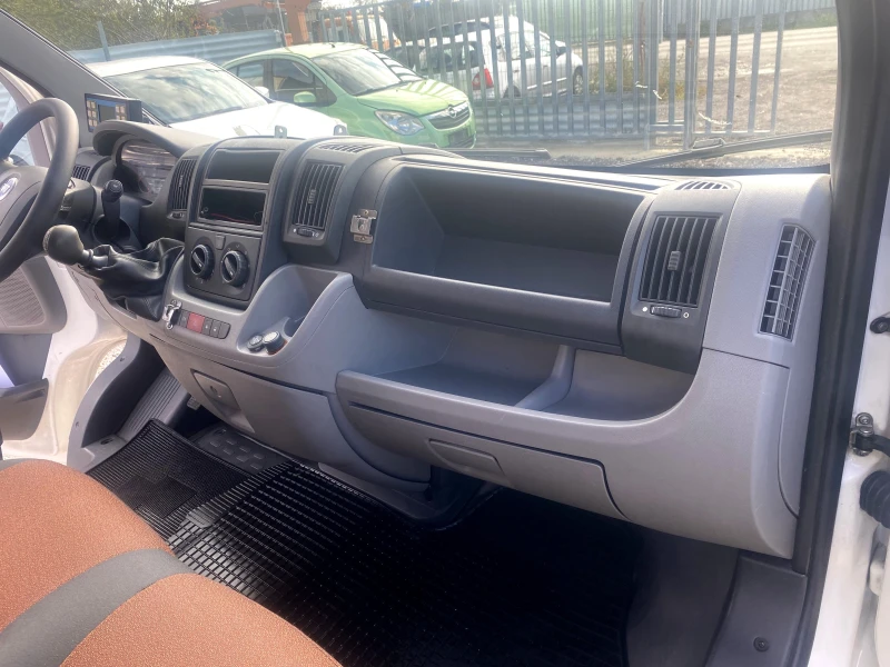 Fiat Ducato 2.3JTD 120к.с 6ск КЛИМАТИК ITALY, снимка 8 - Бусове и автобуси - 52153775