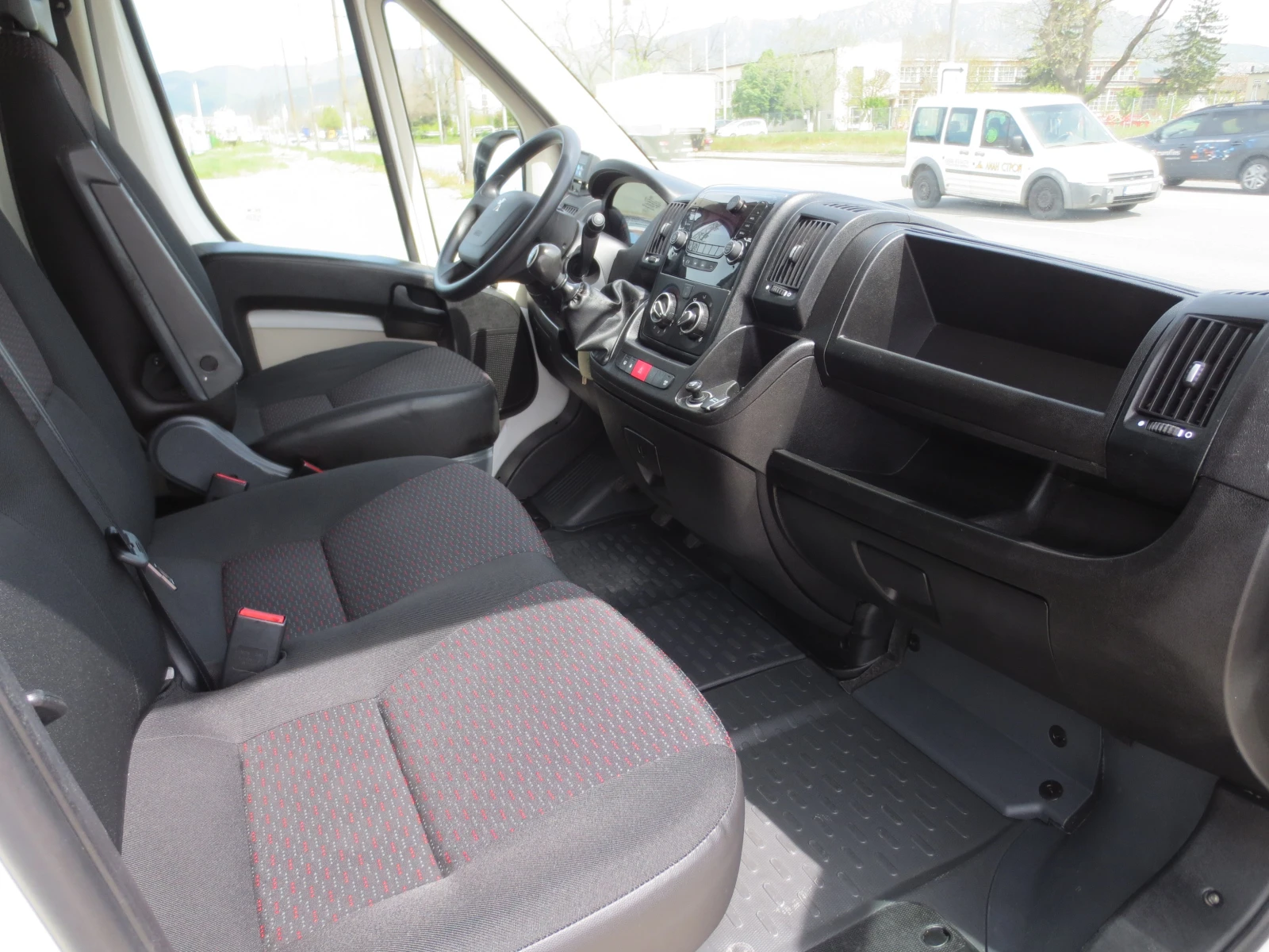 Peugeot Boxer 2.0HDI-ХЛАДИЛЕН 220V -20, снимка 13 - Бусове и автобуси - 54410745