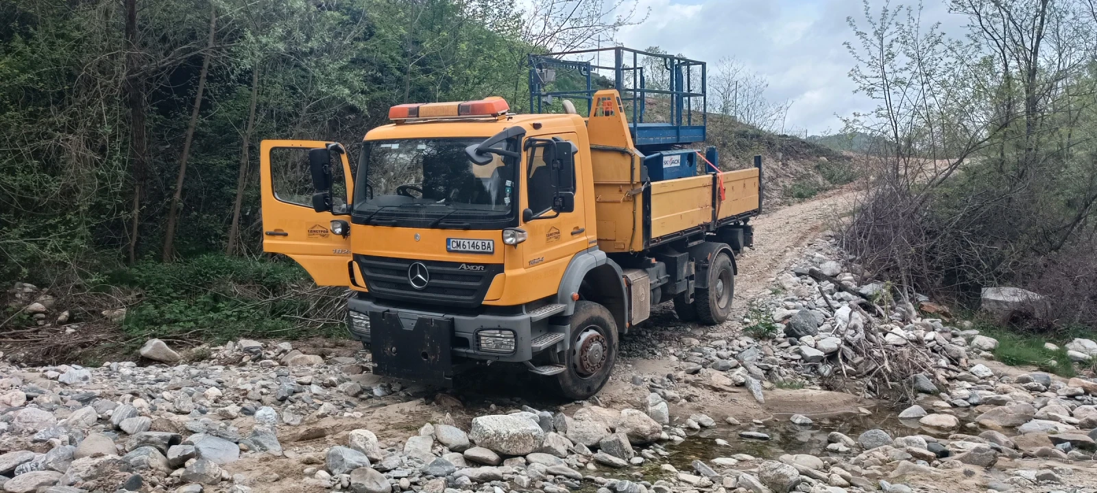 Mercedes-Benz 1824 | Mobile.bg   1