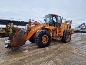 Челен товарач DOOSAN MEGA 400V, снимка 1