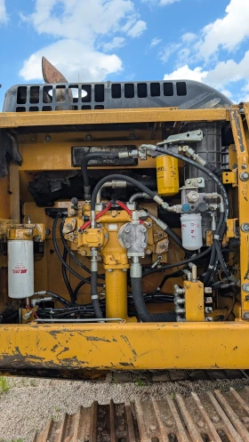 Багер Caterpillar 325D, снимка 15