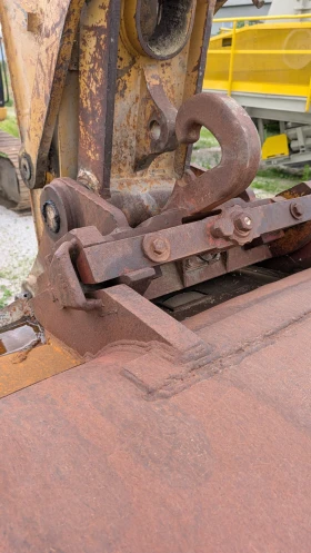 Багер Caterpillar 325D, снимка 13