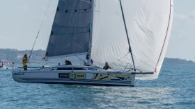 Ветроходна лодка X-Yachts Xp-33, снимка 1