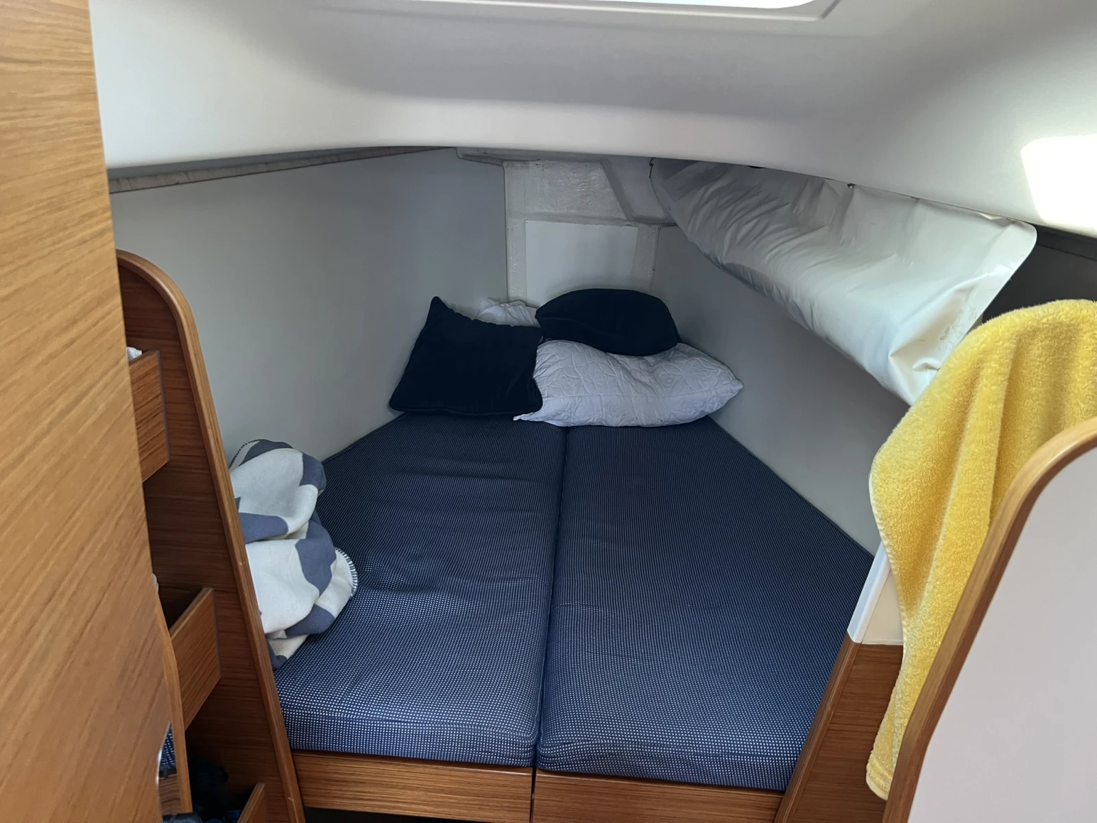 ���������� ����� X-Yachts Xp-33 | Mobile.bg � ����������� 14