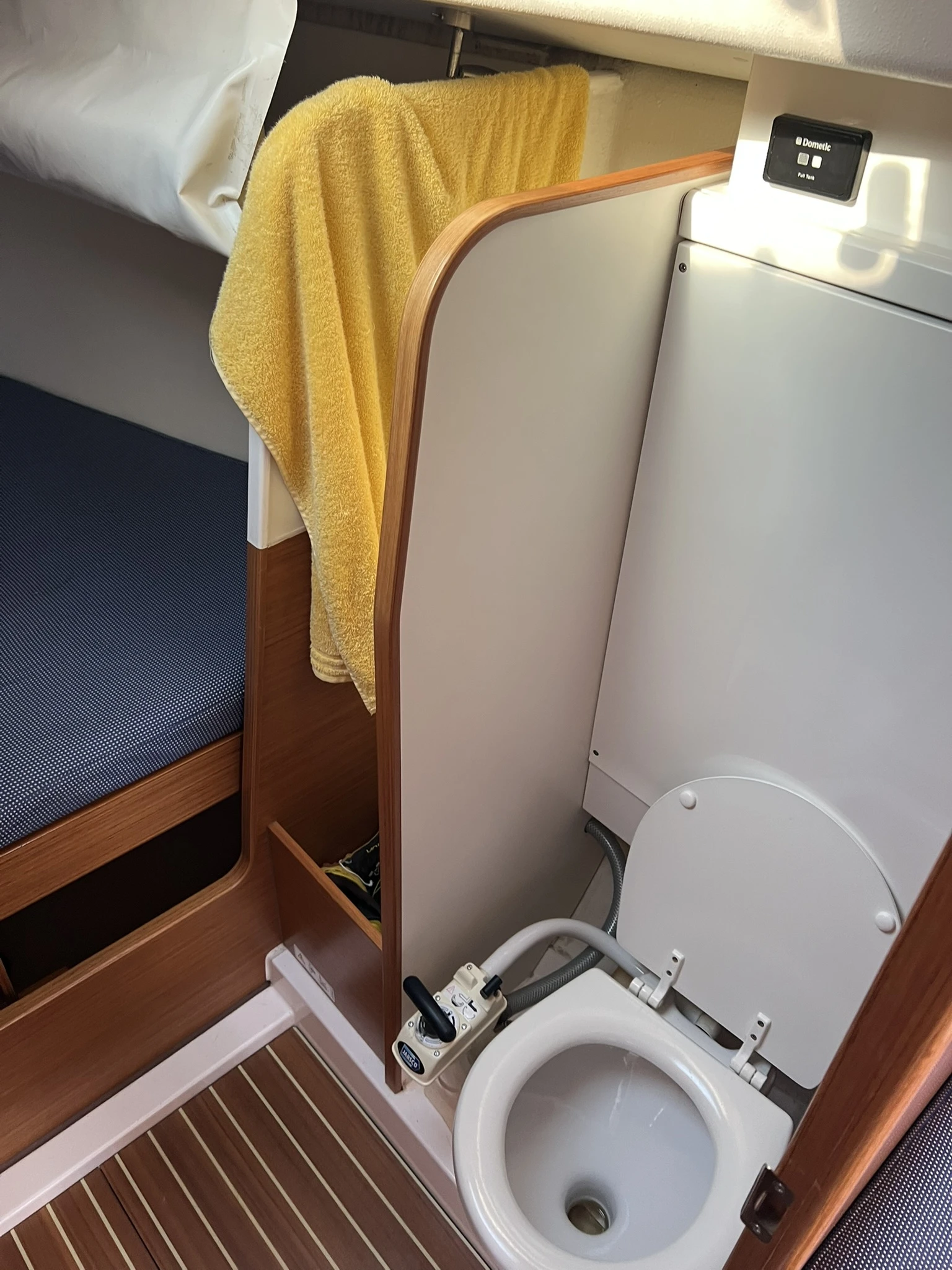 ���������� ����� X-Yachts Xp-33 | Mobile.bg � ����������� 15