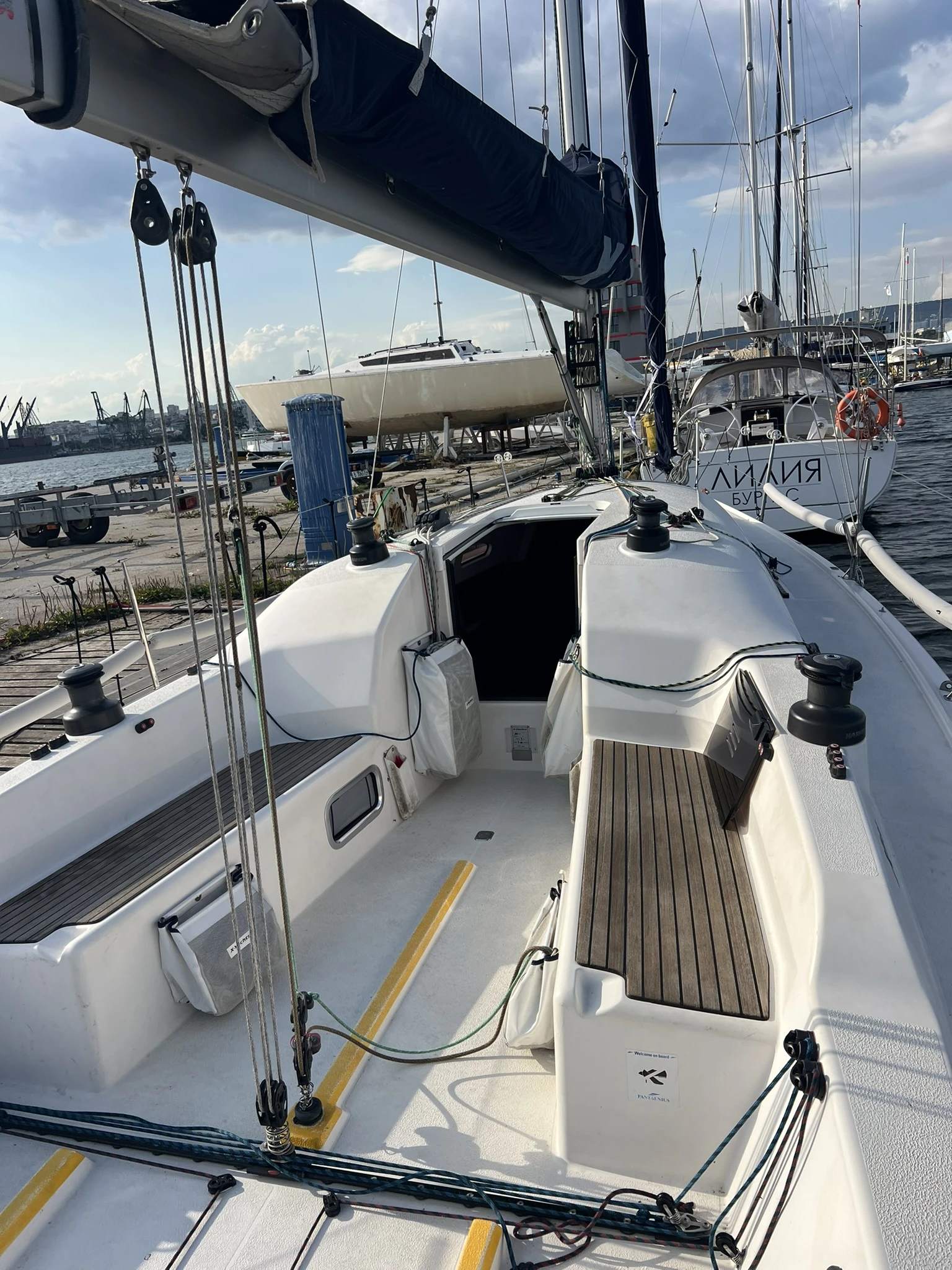 ���������� ����� X-Yachts Xp-33 | Mobile.bg � ����������� 12