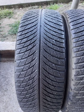 Гуми Зимни 225/60R18, снимка 7