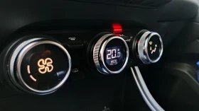 Renault Captur 1.6 E-TECH Hybrid      18000км., снимка 12