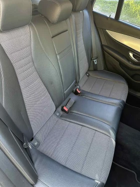 Mercedes-Benz E 220 W213 4-Matic , снимка 16