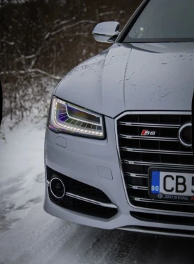 Audi S8 Plus, снимка 2