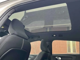 Volvo C40 Ultimate /CARFAX /Стъклен таван/Подгрев/360 камера, снимка 13