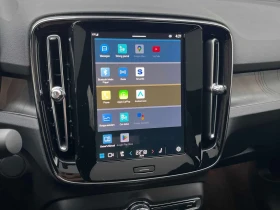 Volvo C40 Ultimate /CARFAX /Стъклен таван/Подгрев/360 камера, снимка 9