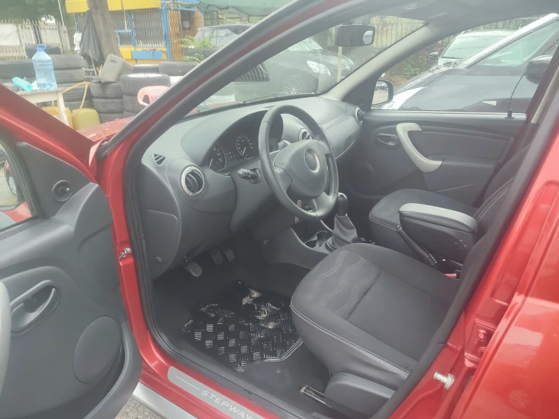 Dacia Sandero 1.5DCI-STEPWAY, снимка 6 - Автомобили и джипове - 47226474