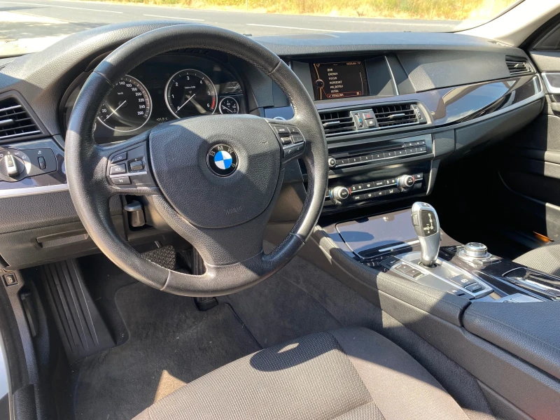 BMW 520 D Facelift EURO6, снимка 13 - Автомобили и джипове - 47387574