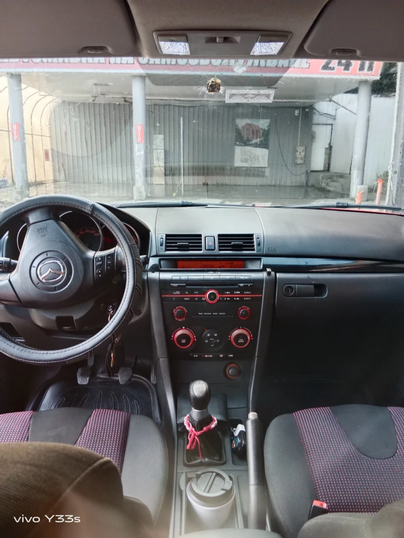 Mazda 3 1.4 с газ, снимка 5 - Автомобили и джипове - 49465140